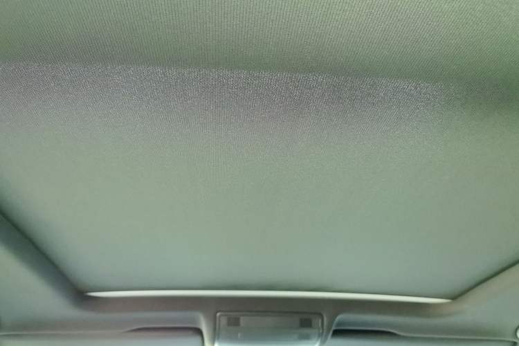 Used Volkswagen Tayron 2020 380TSI All-Wheel Drive R-Line Connected Version Headliner