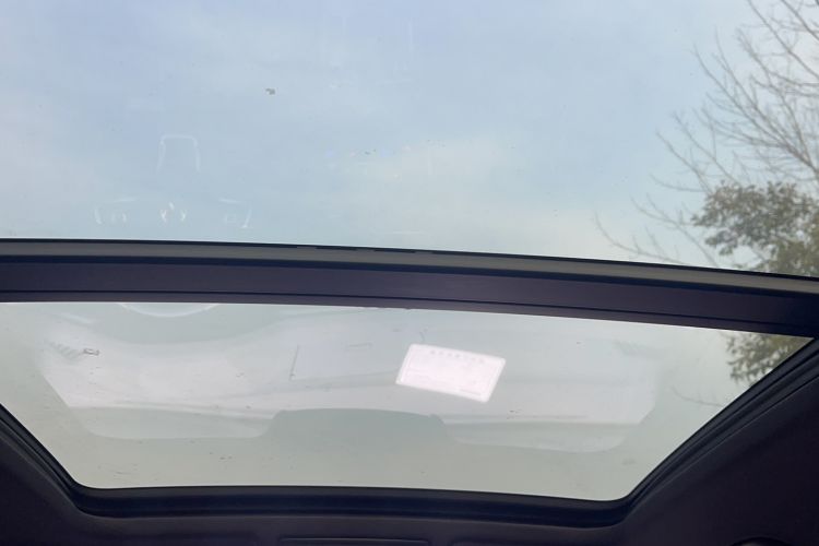 Used Volkswagen Tayron 2020 380TSI All-Wheel Drive R-Line Connected Version Headliner