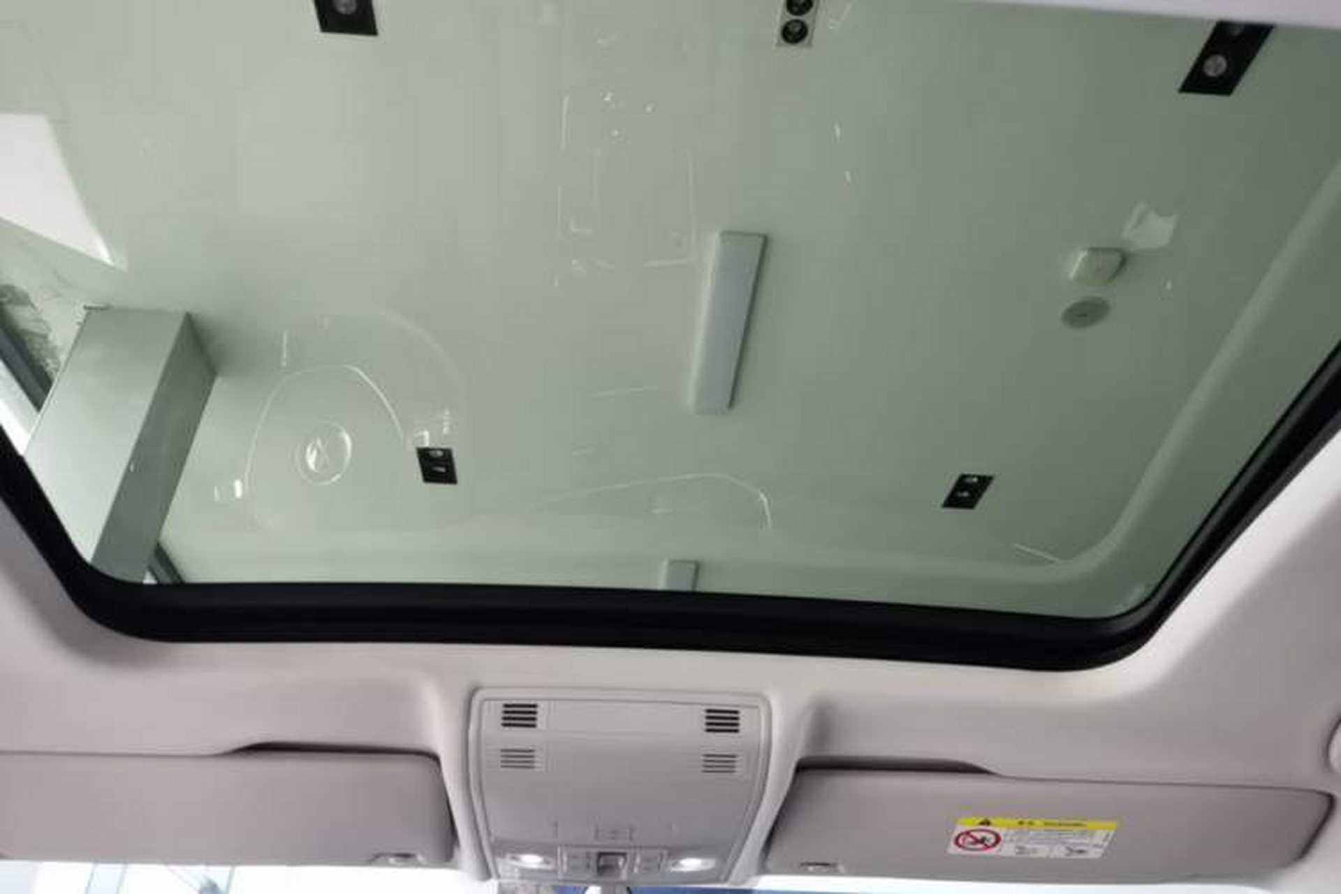 Used Volkswagen Tayron 2020 330TSI Two-Wheel Drive Luxury Smart Connectivity Version Headliner