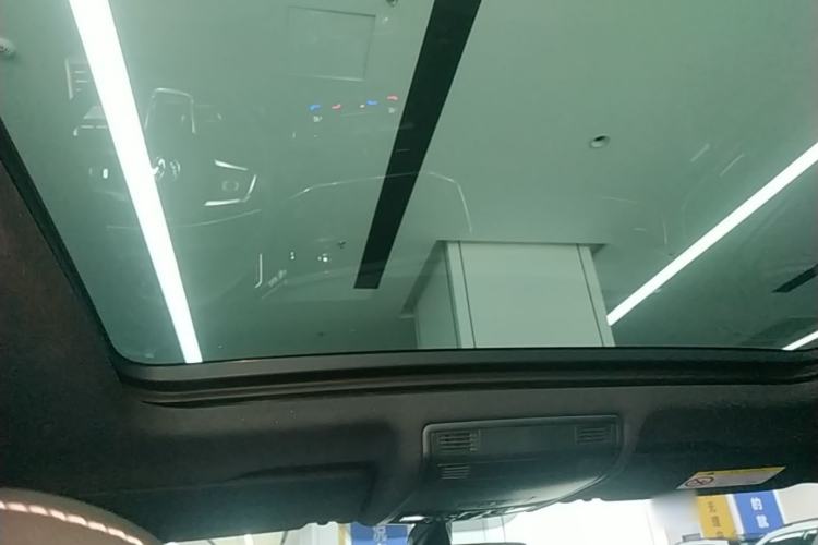 Used Volkswagen Tayron 2020 380TSI All-Wheel Drive R-Line Connected Version Headliner