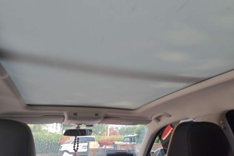 Used Volkswagen Tayron 2020 280TSI Two-Wheel Drive Luxury Connect Edition Headliner