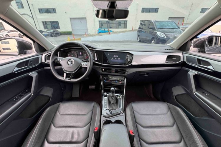 Used Volkswagen Tayron 2020 330TSI Two-Wheel Drive Luxury Smart Connectivity Version Interior 1