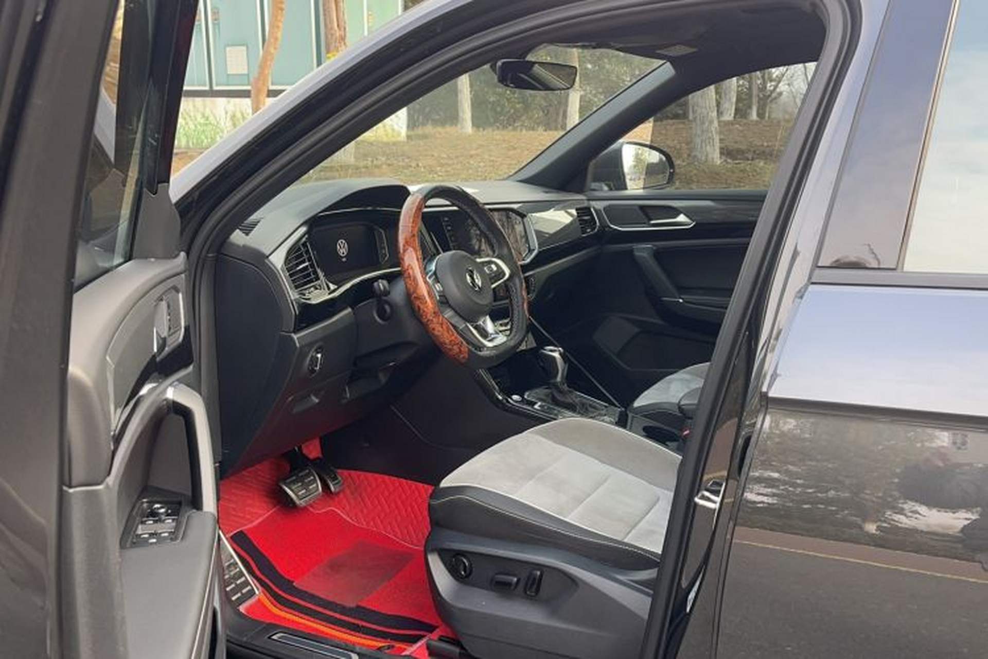 Used Volkswagen Tayron 2020 380TSI All-Wheel Drive R-Line Connected Version Interior 1