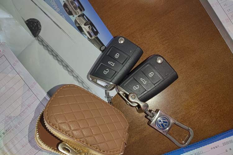 Used Volkswagen Tayron 2020 330TSI Two-Wheel Drive Luxury Smart Connectivity Version Interior 1
