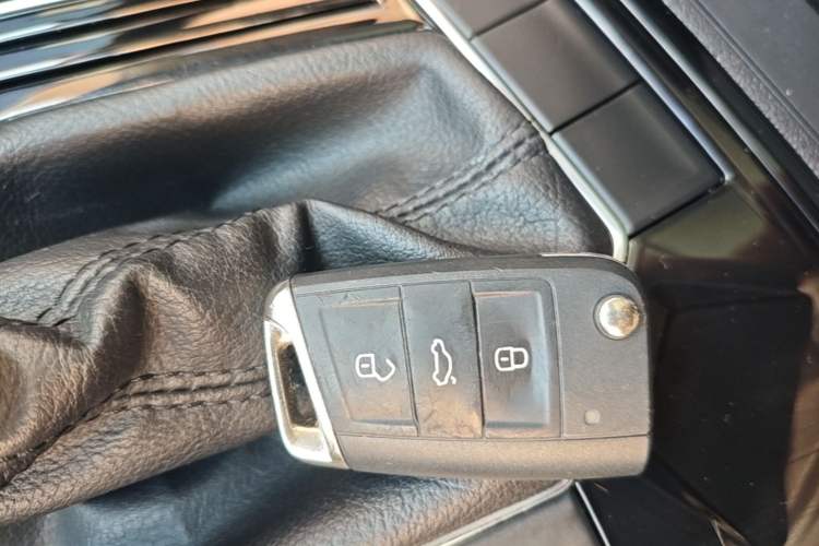 Used Volkswagen Tayron 2020 330TSI Two-Wheel Drive Luxury Smart Connectivity Version Interior 1