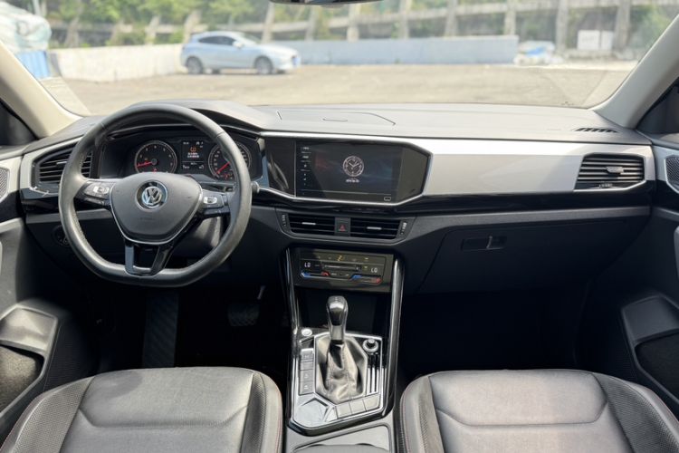 Used Volkswagen Tayron 2020 330TSI Two-Wheel Drive Luxury Smart Connectivity Version Interior 1