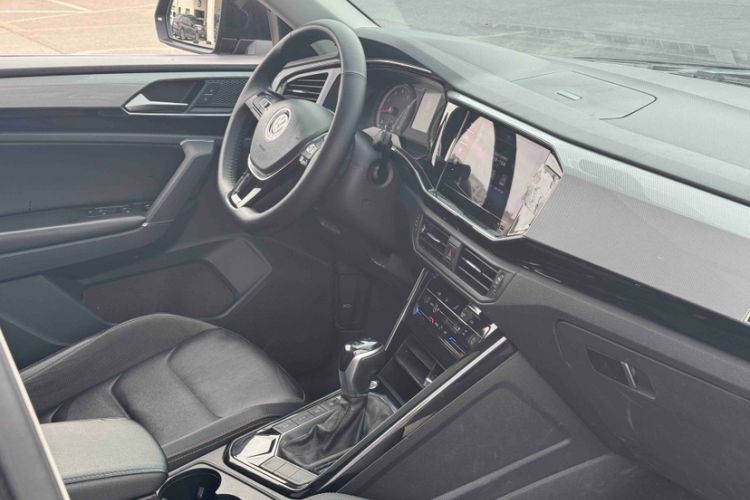 Used Volkswagen Tayron 2020 330TSI Two-Wheel Drive Luxury Smart Connectivity Version Interior 2