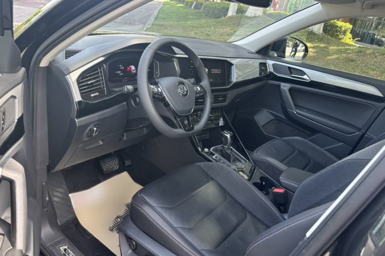 Used Volkswagen Tayron 2020 330TSI Two-Wheel Drive Luxury Smart Connectivity Version Interior 2