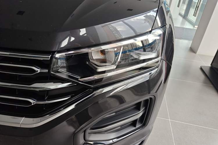 Used Volkswagen Tayron 2020 330TSI Two-Wheel Drive Luxury Smart Connectivity Version Left Front Headlight