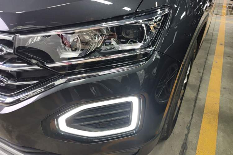 Used Volkswagen Tayron 2020 330TSI Two-Wheel Drive Luxury Connected Pro Edition Left Front Headlight