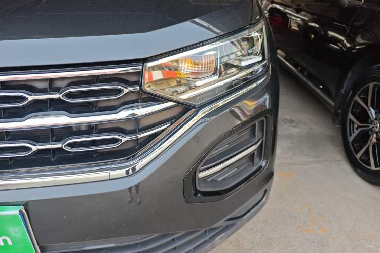 Used Volkswagen Tayron 2020 330TSI Two-Wheel Drive Luxury Smart Connectivity Version Left Front Headlight