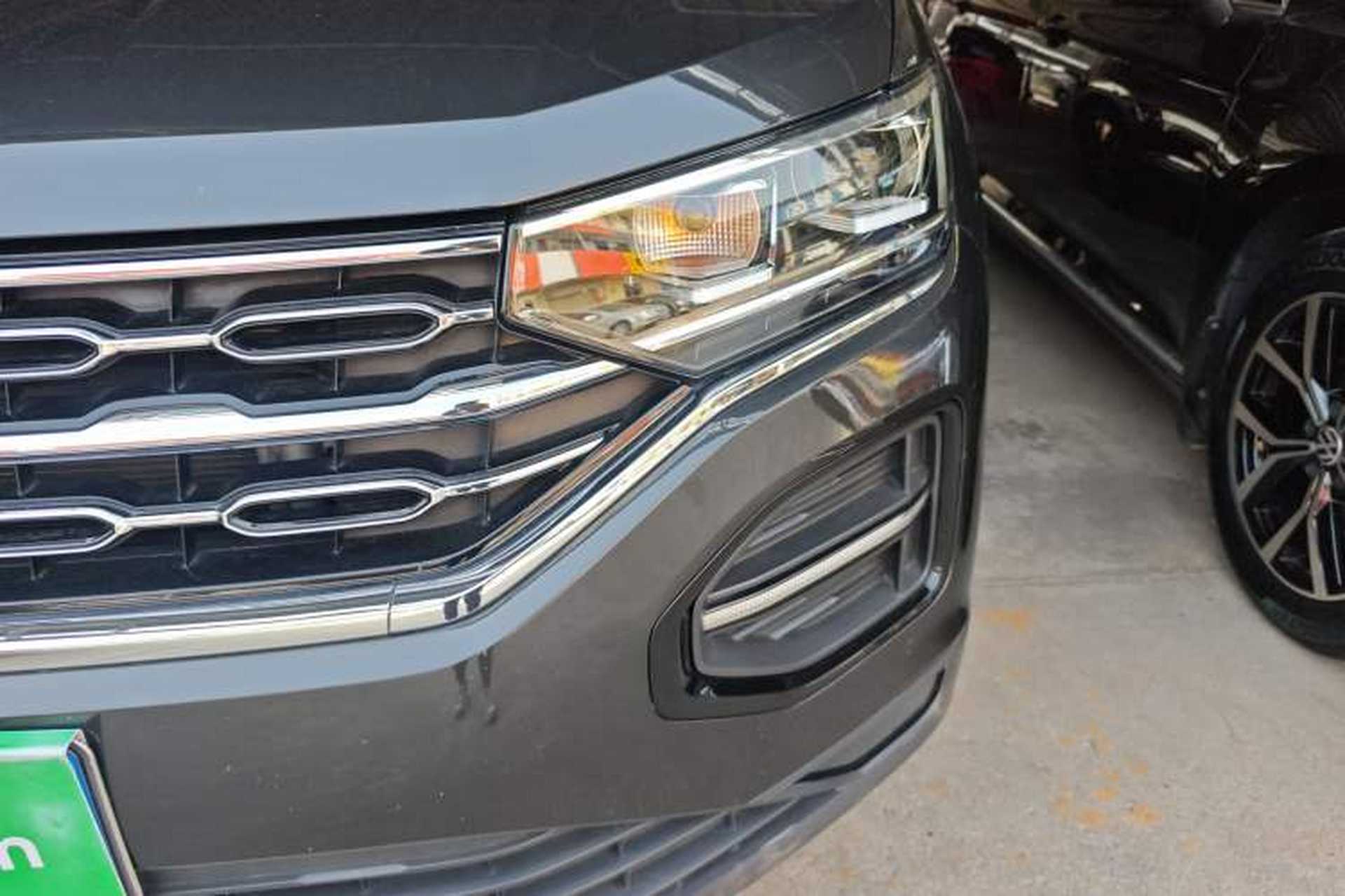 Used Volkswagen Tayron 2020 330TSI Two-Wheel Drive Luxury Smart Connectivity Version Left Front Headlight