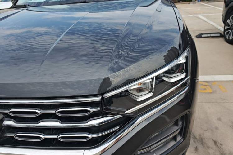 Used Volkswagen Tayron 2020 330TSI Two-Wheel Drive Luxury Smart Connectivity Version Left Front Headlight