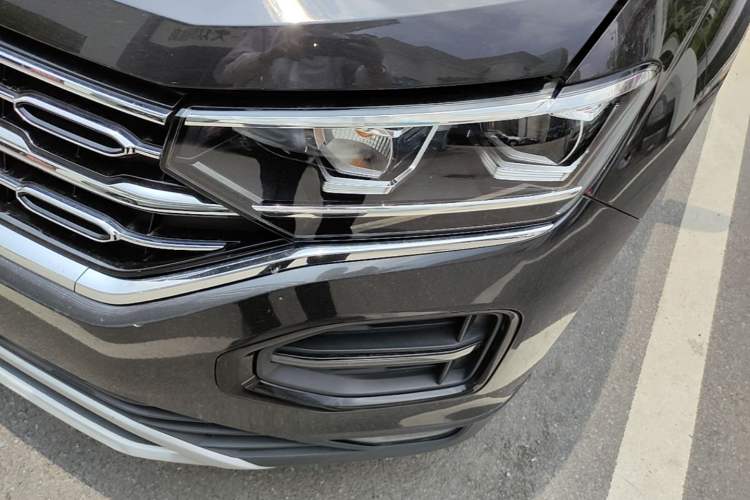 Used Volkswagen Tayron 2020 330TSI Two-Wheel Drive Luxury Smart Connectivity Version Left Front Headlight