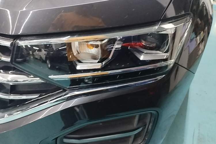 Used Volkswagen Tayron 2020 330TSI Two-Wheel Drive Luxury Smart Connectivity Version Left Front Headlight