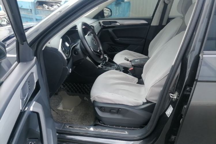 Used Volkswagen Tayron 2020 330TSI Two-Wheel Drive Luxury Smart Connectivity Version Left Front Seat