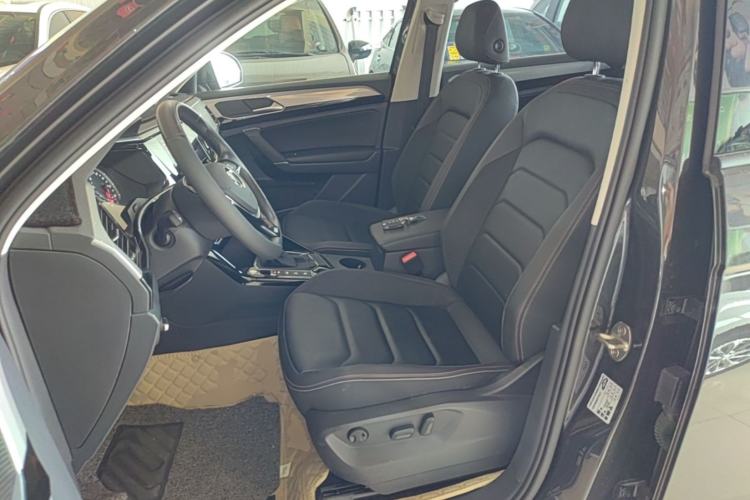 Used Volkswagen Tayron 2020 330TSI Two-Wheel Drive Luxury Smart Connectivity Version Left Front Seat