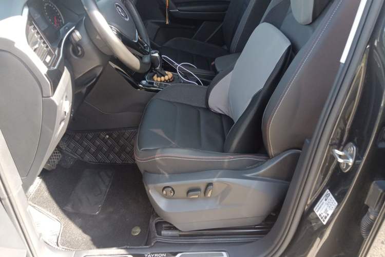 Used Volkswagen Tayron 2020 330TSI Two-Wheel Drive Luxury Smart Connectivity Version Left Front Seat