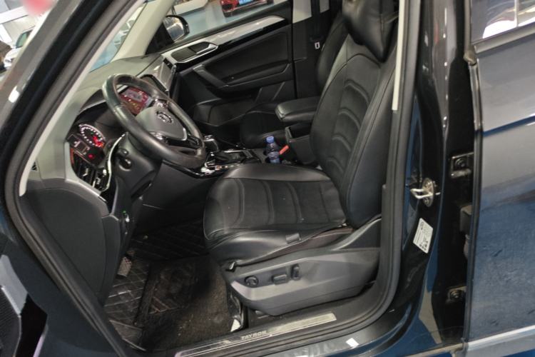 Used Volkswagen Tayron 2020 330TSI Two-Wheel Drive Luxury Smart Connectivity Version Left Front Seat