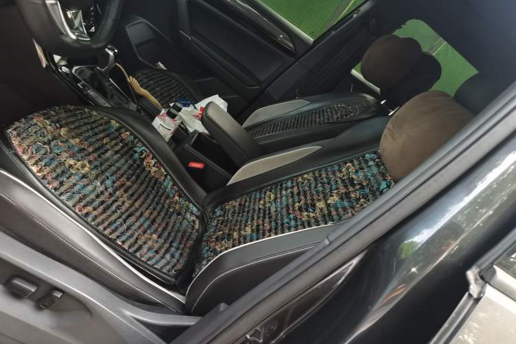 Used Volkswagen Tayron 2020 380TSI All-Wheel Drive R-Line Connected Version Left Front Seat