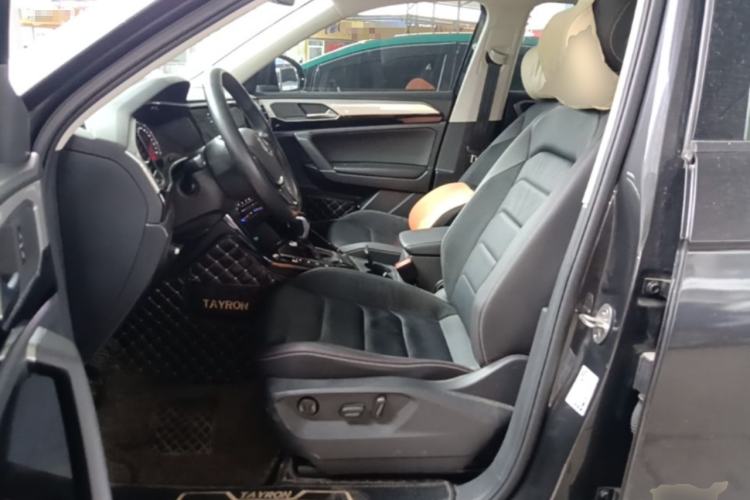 Used Volkswagen Tayron 2020 280TSI Two-Wheel Drive Luxury Connect Edition Left Front Seat