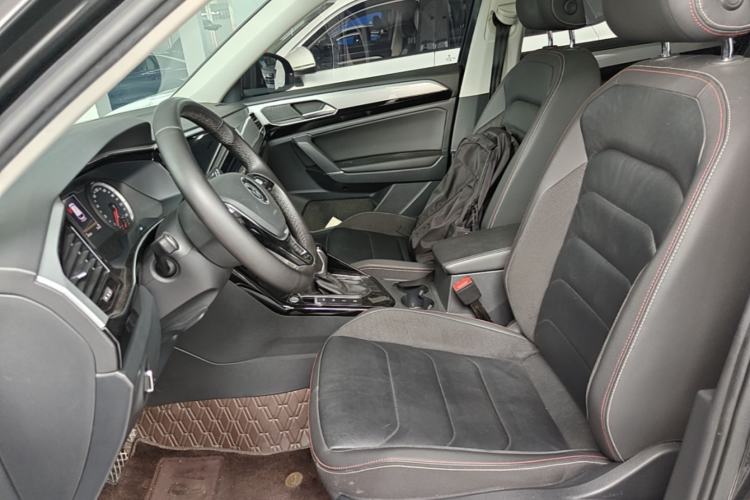 Used Volkswagen Tayron 2020 330TSI Two-Wheel Drive Luxury Smart Connectivity Version Left Front Seat