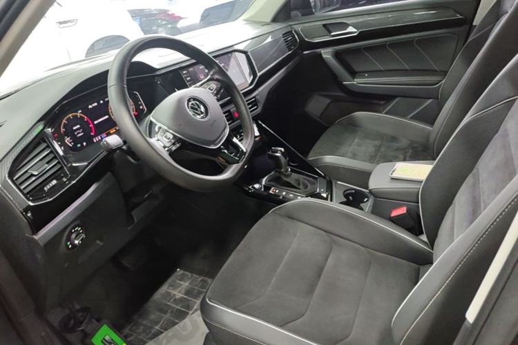 Used Volkswagen Tayron 2020 330TSI Two-Wheel Drive Luxury Connected Pro Edition Left Front Seat