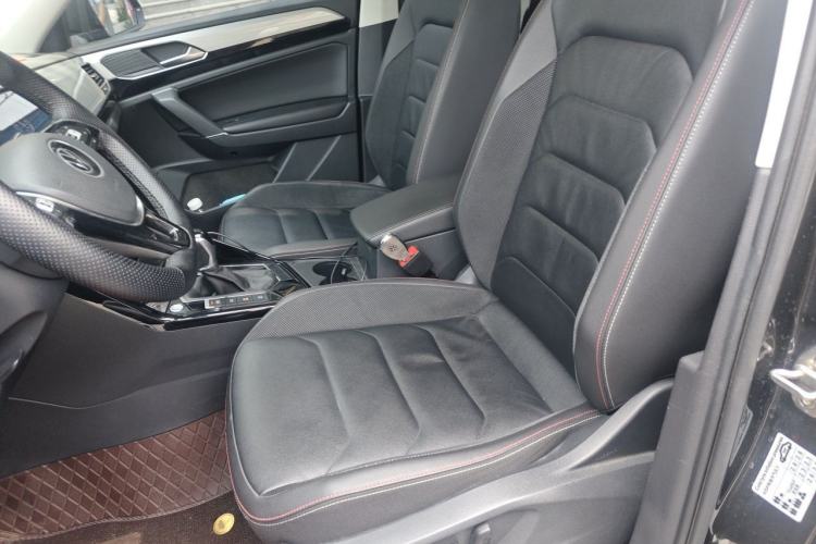 Used Volkswagen Tayron 2020 280TSI Two-Wheel Drive Luxury Connect Edition Left Front Seat