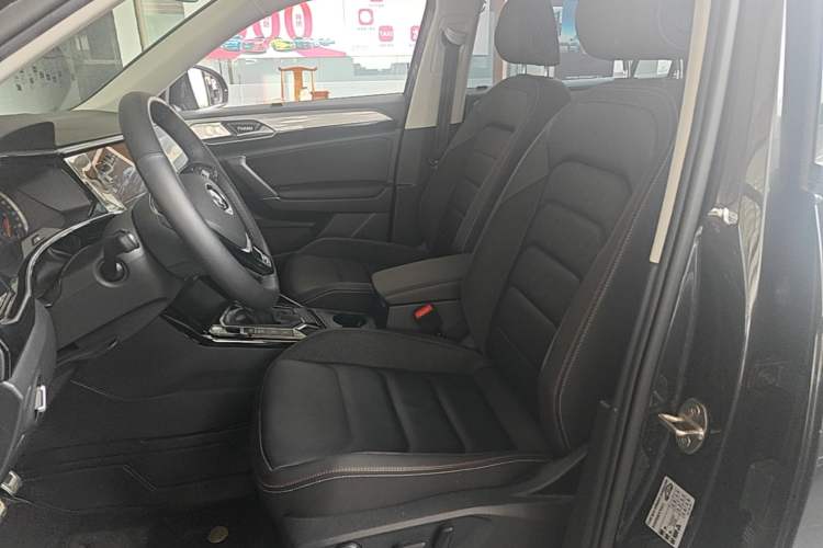 Used Volkswagen Tayron 2020 280TSI Two-Wheel Drive Luxury Connect Edition Left Front Seat