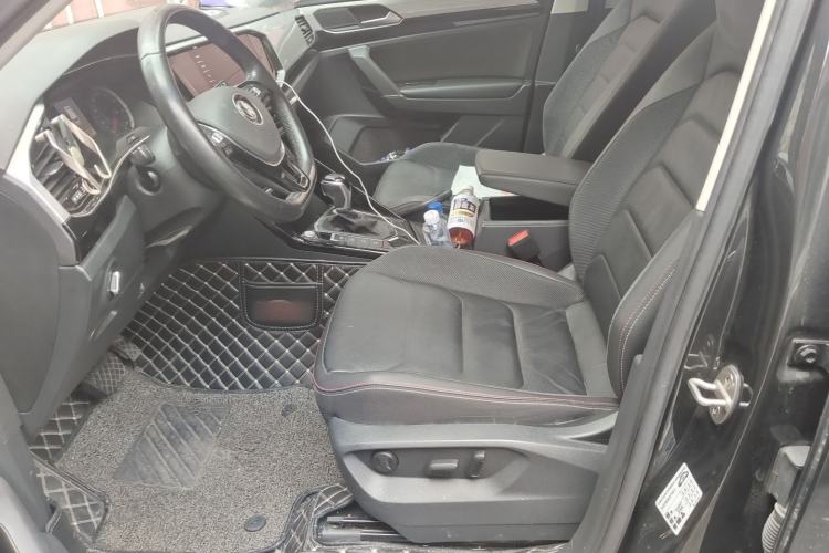 Used Volkswagen Tayron 2020 330TSI Two-Wheel Drive Luxury Smart Connectivity Version Left Front Seat