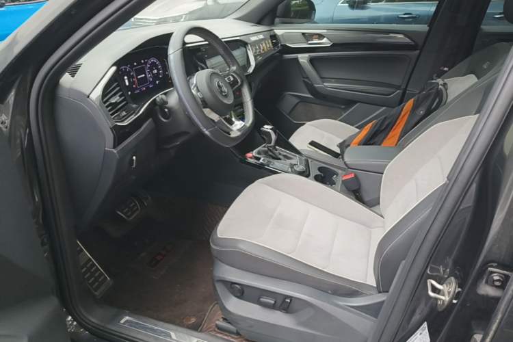 Used Volkswagen Tayron 2020 380TSI All-Wheel Drive R-Line Connected Version Left Front Seat