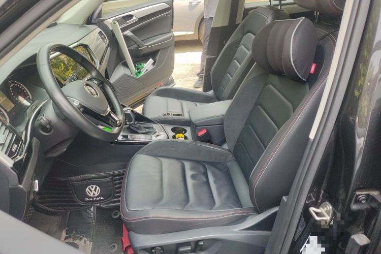 Used Volkswagen Tayron 2020 330TSI Two-Wheel Drive Luxury Smart Connectivity Version Left Front Seat