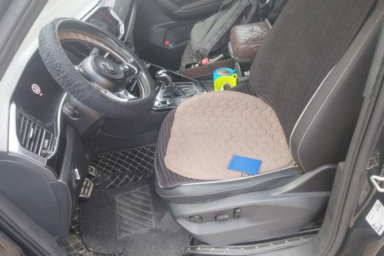 Used Volkswagen Tayron 2020 380TSI All-Wheel Drive R-Line Connected Version Left Front Seat