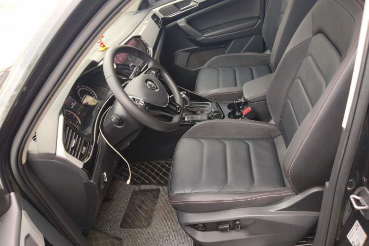 Used Volkswagen Tayron 2020 280TSI Two-Wheel Drive Luxury Connect Edition Left Front Seat