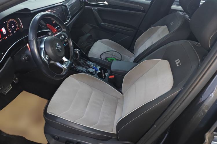 Used Volkswagen Tayron 2020 380TSI All-Wheel Drive R-Line Connected Version Left Front Seat