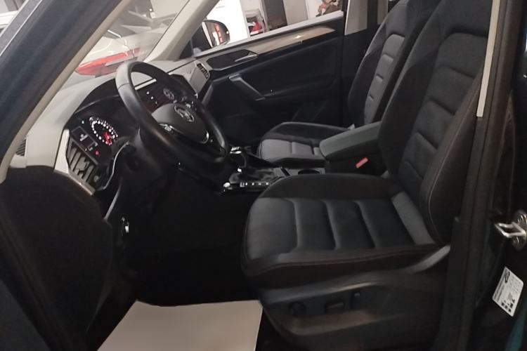 Used Volkswagen Tayron 2020 330TSI Two-Wheel Drive Luxury Smart Connectivity Version Left Front Seat