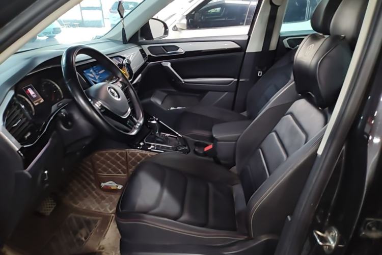 Used Volkswagen Tayron 2020 330TSI Two-Wheel Drive Luxury Smart Connectivity Version Left Front Seat