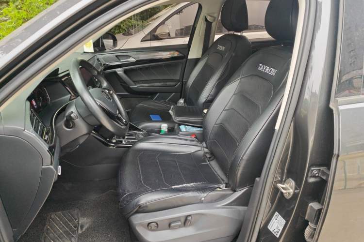 Used Volkswagen Tayron 2020 330TSI Two-Wheel Drive Luxury Connected Pro Edition Left Front Seat