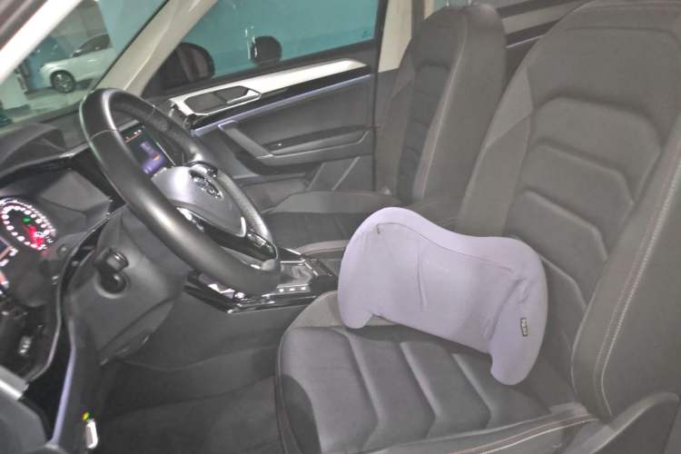 Used Volkswagen Tayron 2020 330TSI Two-Wheel Drive Luxury Smart Connectivity Version Left Front Seat
