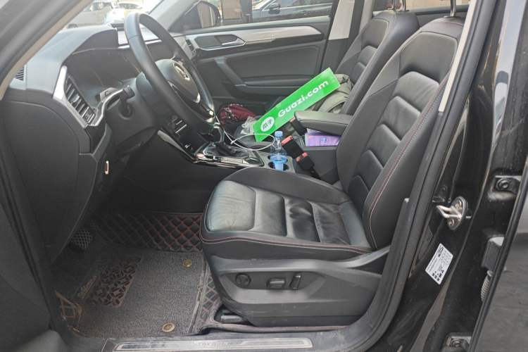 Used Volkswagen Tayron 2020 280TSI Two-Wheel Drive Luxury Connect Edition Left Front Seat