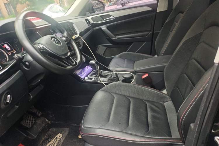 Used Volkswagen Tayron 2020 330TSI Two-Wheel Drive Luxury Smart Connectivity Version Left Front Seat