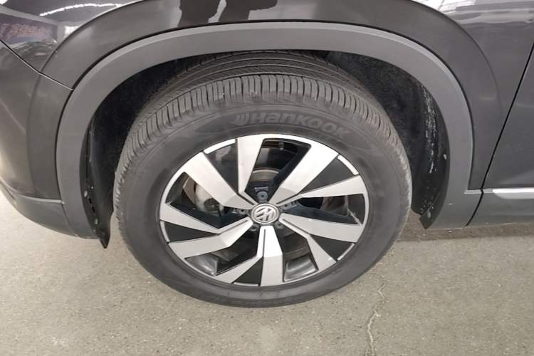 Used Volkswagen Tayron 2020 280TSI Two-Wheel Drive Luxury Connect Edition Left Front Wheel Hub