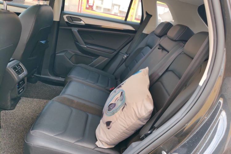 Used Volkswagen Tayron 2020 330TSI Two-Wheel Drive Luxury Smart Connectivity Version Left Rear Seat