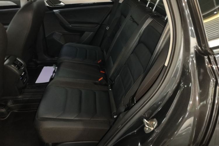 Used Volkswagen Tayron 2020 330TSI Two-Wheel Drive Luxury Smart Connectivity Version Left Rear Seat