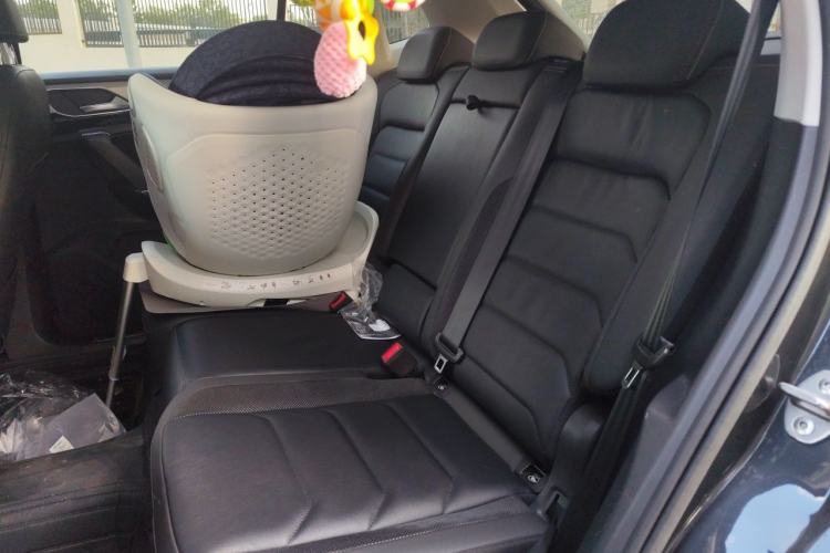 Used Volkswagen Tayron 2020 330TSI Two-Wheel Drive Luxury Smart Connectivity Version Left Rear Seat