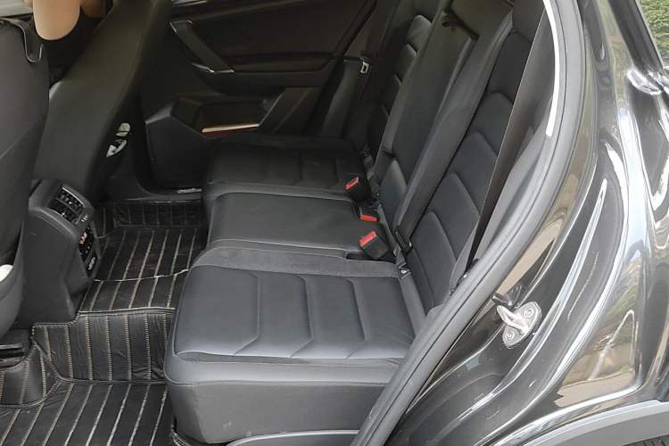 Used Volkswagen Tayron 2020 280TSI Two-Wheel Drive Luxury Connect Edition Left Rear Seat