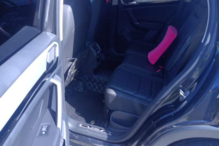 Used Volkswagen Tayron 2020 330TSI Two-Wheel Drive Luxury Smart Connectivity Version Left Rear Seat