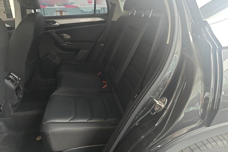 Used Volkswagen Tayron 2020 280TSI Two-Wheel Drive Luxury Connect Edition Left Rear Seat