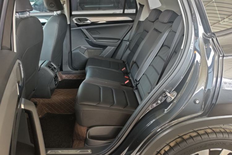 Used Volkswagen Tayron 2020 330TSI Two-Wheel Drive Luxury Smart Connectivity Version Left Rear Seat