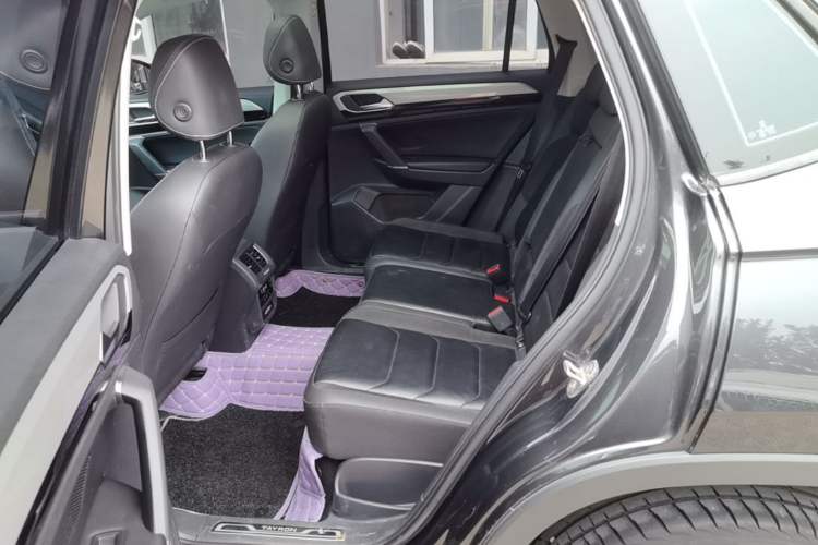 Used Volkswagen Tayron 2020 330TSI Two-Wheel Drive Luxury Smart Connectivity Version Left Rear Seat